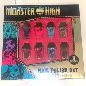 Monster High Nail Polish Gift Set NEW in Box